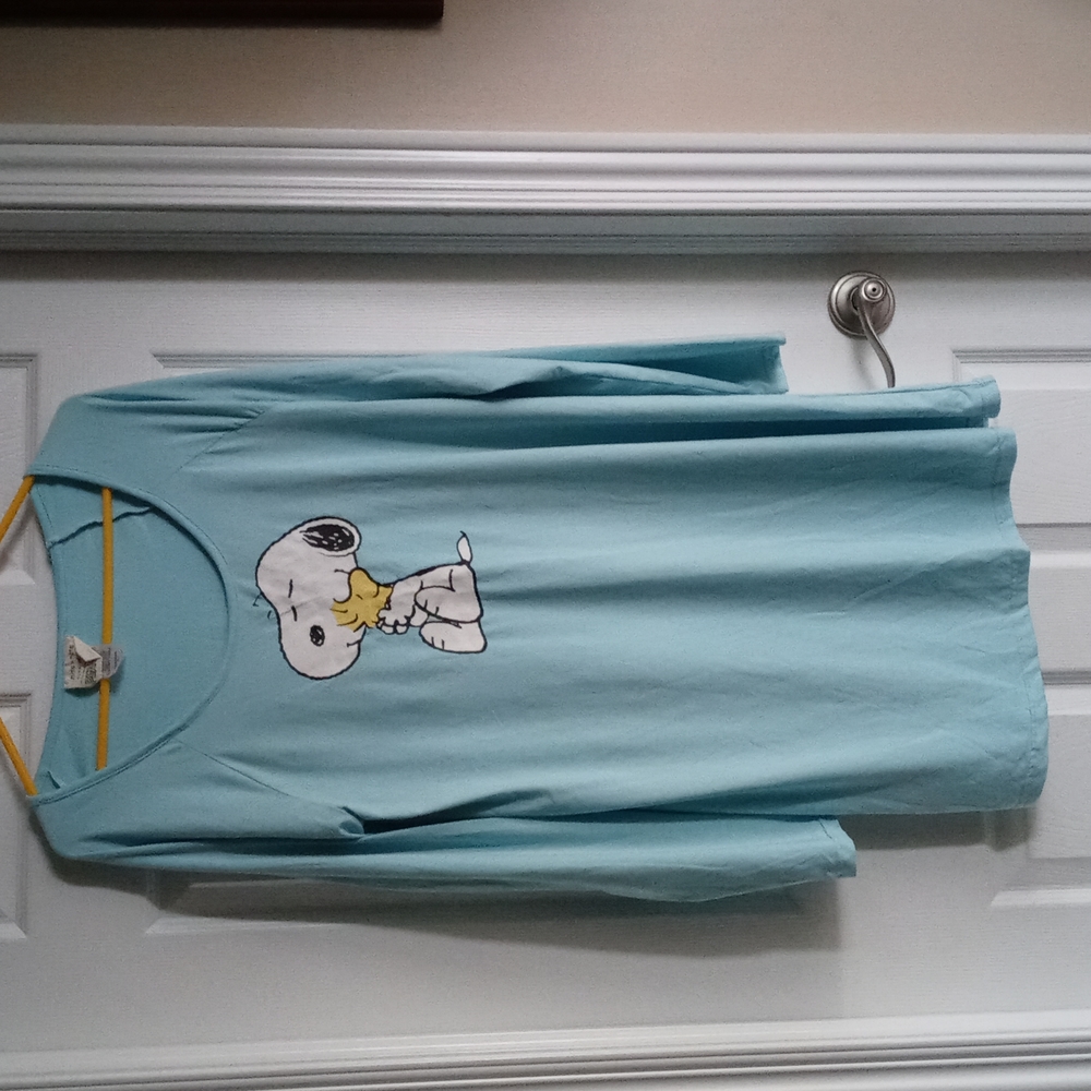 Snoopy nite shirt
